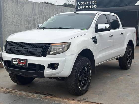 FORD RANGER 3.2 XLT 4X4 CD 20V DIESEL 4P AUTOMÁTICO